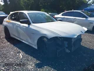 2020 BMW 3 Series M340i xDrive с VIN WBA5U9C09LFJ90051, выставлен на аукционе IAAI как лот 42786949 с пробегом 39 940 миль миль и . История ставок и продаж доступна на DreamBid. Изображение 1.