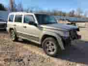2006 Jeep Commander с VIN 1J8HH48K66C248620, выставлен на аукционе Copart как лот 51569855 с пробегом 254 667 миль миль и Списание • Salvage title. История ставок и продаж доступна на DreamBid. Изображение 4.
