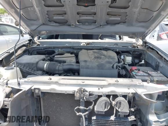 2019 Toyota Tacoma SR5 с VIN 3TMAZ5CN2KM096096, выставлен на аукционе IAAI как лот 42268939 с пробегом 82 935 миль миль и . История ставок и продаж доступна на DreamBid. Изображение 10.