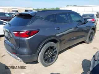 2022 Chevrolet Blazer LT с VIN 3GNKBCR4XNS215435, выставлен на аукционе IAAI как лот 43177351 с пробегом 28 178 миль миль и . История ставок и продаж доступна на DreamBid. Изображение 4.