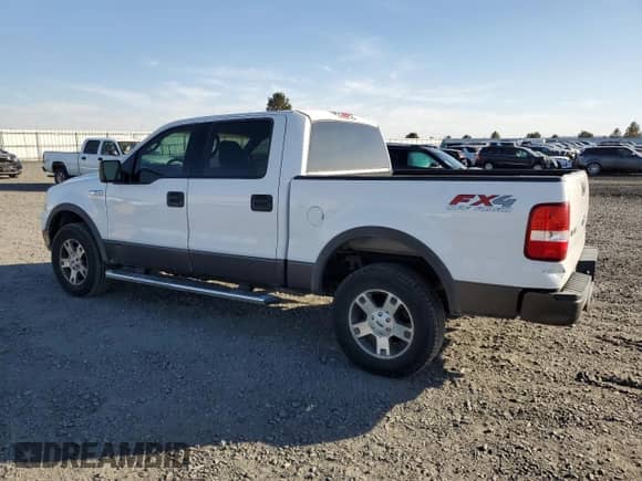 2004 Ford F-150 XLT with VIN 1FTPW14544KB29863, listed as a Copart auction lot 85936645 with 199,673 mi miles and Clean title. Bid and sale history available at DreamBid. Image 2.