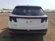 2024 Hyundai Tucson SEL z VIN 5NMJFCDE5RH401454, wystawiony jako Copart lot #81619005 z przebiegiem 9 587 mil mil oraz Szkoda całkowita • Salvage title. Historia ofert i sprzedaży dostępna na DreamBid. Obrazek 6.