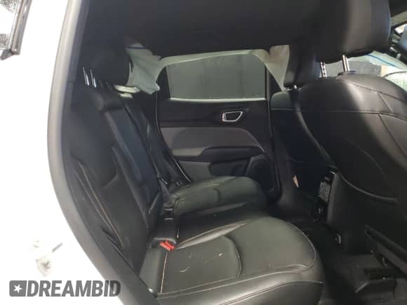 2024 Jeep Compass Latitude Lux с VIN 3C4NJDFN0RT103948, выставлен на аукционе Copart как лот 78613254 с пробегом 5 647 миль миль и Списание • Salvage title. История ставок и продаж доступна на DreamBid. Изображение 11.