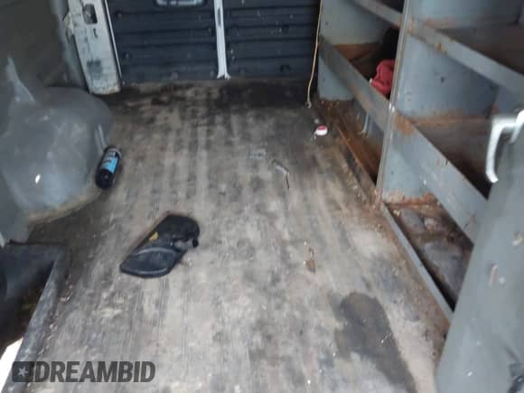 2005 Chevrolet Express Cargo with VIN 1GCHG35V751208477, listed as a IAAI auction lot 42609642 with Not provided miles and . Bid and sale history available at DreamBid. Image 8.