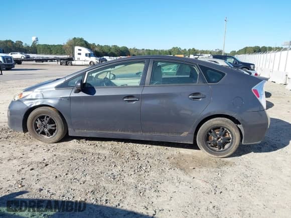 2013 Toyota Prius Three z VIN JTDKN3DU4D5632596, wystawiony jako IAAI lot #43472257 z przebiegiem 195 212 mil mil oraz . Historia ofert i sprzedaży dostępna na DreamBid. Obrazek 15.