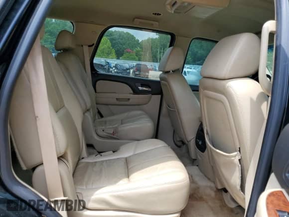 2007 Chevrolet Tahoe LT с VIN 1GNFK13027R387928, выставлен на аукционе Copart как лот 63509055 с пробегом 211 044 миль миль и Списание • Salvage title. История ставок и продаж доступна на DreamBid. Изображение 11.