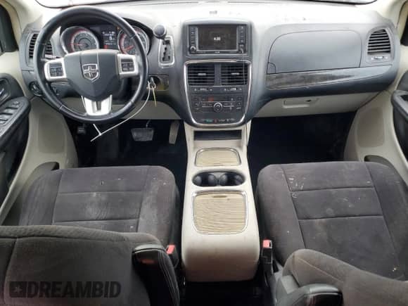 2011 Dodge Grand Caravan Crew with VIN 2D4RN5DG6BR689258, listed as a Copart auction lot 80556795 with 149,320 mi miles and Salvage title. Bid and sale history available at DreamBid. Image 8.