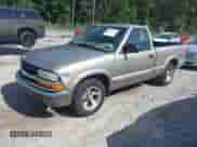 2003 Chevrolet S-10 LS с VIN 1GCCS14H238126072, выставлен на аукционе IAAI как лот 42737624 с пробегом Не указан миль и . История ставок и продаж доступна на DreamBid. Изображение 2.