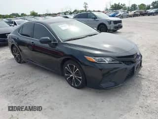 2020 Toyota Camry SE with VIN 4T1G11AK5LU373917, listed as a IAAI auction lot 42982601 with 86,125 mi miles and . Bid and sale history available at DreamBid. Image 1.