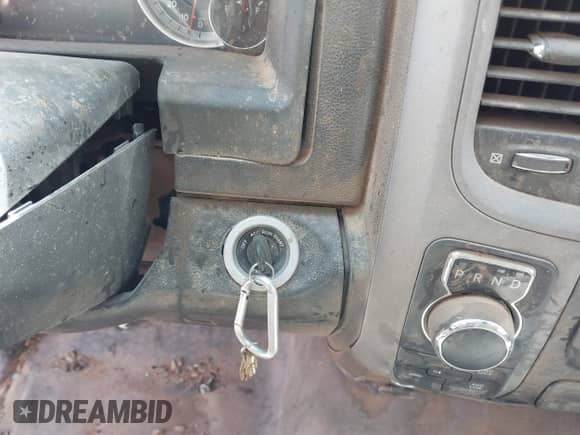 2021 Ram 1500 Tradesman z VIN 3C6RR7KG5MG635188, wystawiony jako IAAI lot #41765198 z przebiegiem Nie podano mil oraz . Historia ofert i sprzedaży dostępna na DreamBid. Obrazek 11.