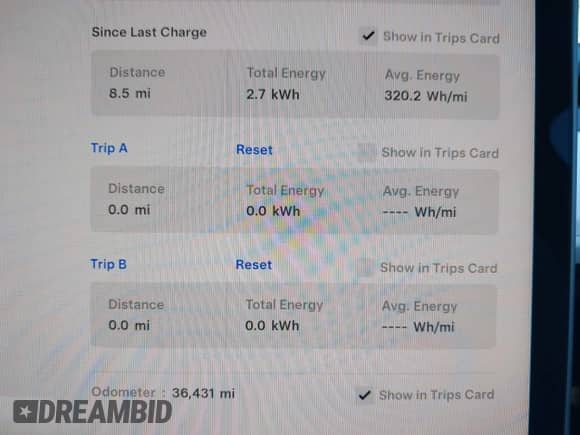 2023 Tesla Model Y Long Range z VIN 7SAYGAEE7PF767951, wystawiony jako IAAI lot #43128878 z przebiegiem 36 431 mil mil oraz . Historia ofert i sprzedaży dostępna na DreamBid. Obrazek 15.