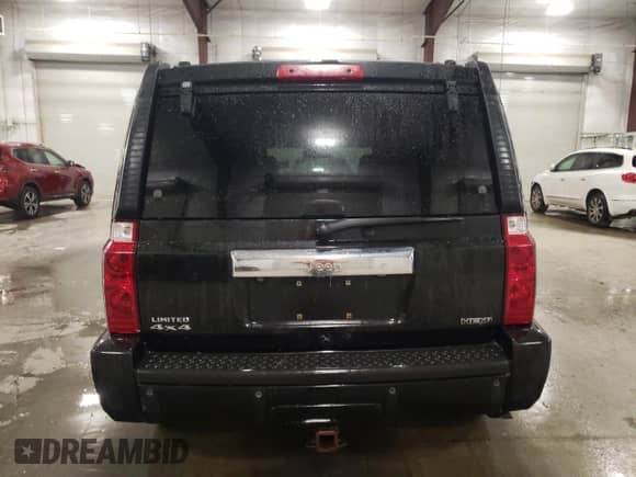 2008 Jeep Commander Limited с VIN 1J8HG58258C245090, выставлен на аукционе Copart как лот 68626645 с пробегом 234 232 миль миль и Списание • Salvage title. История ставок и продаж доступна на DreamBid. Изображение 6.