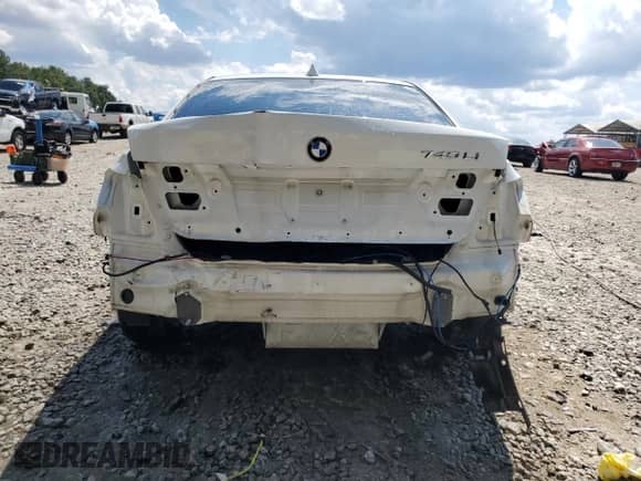 2013 BMW 7 Series 740Li xDrive с VIN WBAYF4C56DD127668, выставлен на аукционе Copart как лот 71278725 с пробегом 96 887 миль миль и Списание • Salvage title. История ставок и продаж доступна на DreamBid. Изображение 6.