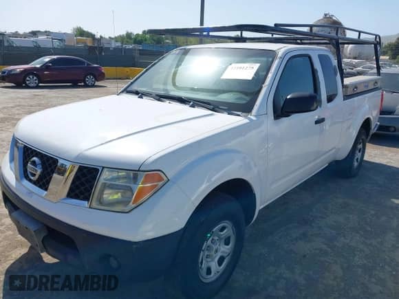 2007 Nissan Frontier XE с VIN 1N6BD06T87C429374, выставлен на аукционе IAAI как лот 42101275 с пробегом 267 002 миль миль и . История ставок и продаж доступна на DreamBid. Изображение 2.