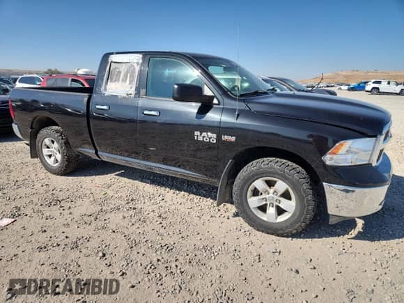 2017 Ram 1500 SLT z VIN 1C6RR7GT0HS686926, wystawiony jako Copart lot #80246195 z przebiegiem 129 419 mil mil oraz Szkoda całkowita • Salvage title. Historia ofert i sprzedaży dostępna na DreamBid. Obrazek 4.