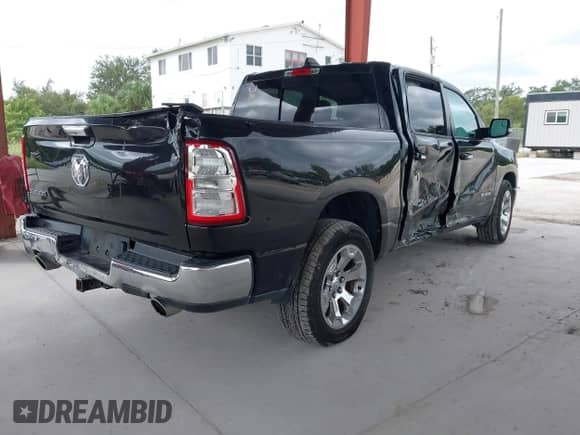 2019 Ram 1500 Big Horn with VIN 1C6RREFT3KN706436, listed as a IAAI auction lot 43433957 with 135,446 mi miles and . Bid and sale history available at DreamBid. Image 4.