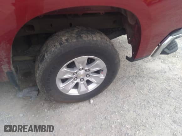 2023 Chevrolet Silverado 1500 LT with VIN 1GCUDDE88PZ333015, listed as a IAAI auction lot 41620991 with Not provided miles and . Bid and sale history available at DreamBid. Image 11.