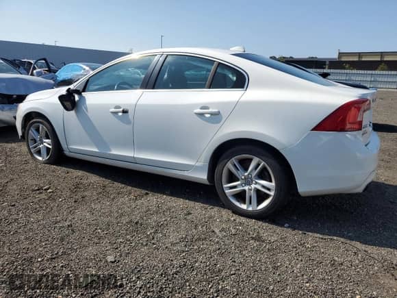 2015 Volvo S60 T5 Drive-E Premier with VIN YV126MFK1F1361158, listed as a Copart auction lot 66033065 with 82,623 mi miles and Clean title. Bid and sale history available at DreamBid. Image 2.