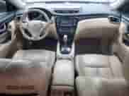 2015 Nissan Rogue SL с VIN 5N1AT2MV2FC828552, выставлен на аукционе Copart как лот 84772125 с пробегом 162 573 миль миль и Списание • Salvage title. История ставок и продаж доступна на DreamBid. Изображение 8.