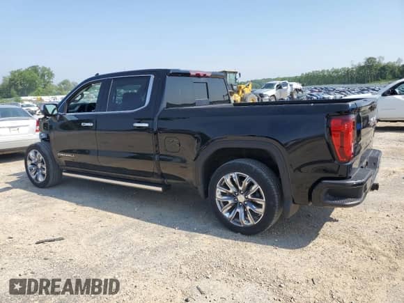 2023 GMC Sierra 1500 Denali z VIN 3GTUUGED8PG262364, wystawiony jako Copart lot #60471545 z przebiegiem 28 443 mil mil oraz Szkoda całkowita • Salvage title. Historia ofert i sprzedaży dostępna na DreamBid. Obrazek 2.