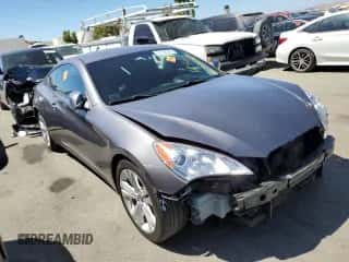 2010 Hyundai Genesis Coupe с VIN KMHHT6KD6AU042126, выставлен на аукционе Copart как лот 67163324 с пробегом 134 350 миль миль и Списание • Salvage title. История ставок и продаж доступна на DreamBid. Изображение 4.