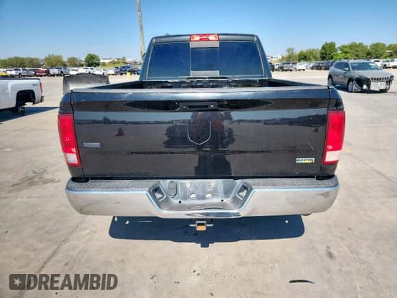 2018 Ram 1500 SLT z VIN 1C6RR6GG0JS126794, wystawiony jako Copart lot #86443685 z przebiegiem 210 215 mil mil oraz Czysty tytuł • Clean title. Historia ofert i sprzedaży dostępna na DreamBid. Obrazek 6.