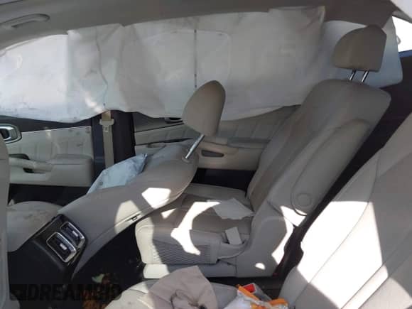 2023 Kia Sorento SX Prestige with VIN KNDRMDLG3P5149429, listed as a IAAI auction lot 42624522 with Not provided miles and . Bid and sale history available at DreamBid. Image 8.