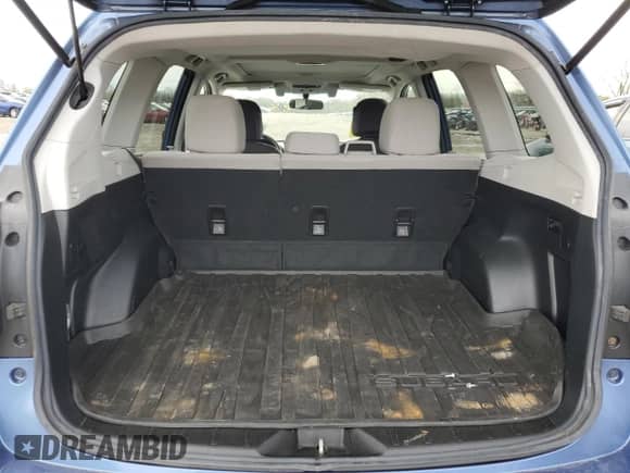 2016 Subaru Forester z VIN JF2SJCNC1GH486759, wystawiony jako Copart lot #52196335 z przebiegiem 249 790 mil mil oraz Szkoda całkowita • Salvage title. Historia ofert i sprzedaży dostępna na DreamBid. Obrazek 6.