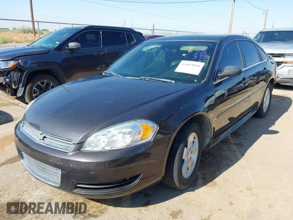 2009 Chevrolet Impala LT z VIN 2G1WT57N491167181, wystawiony jako IAAI lot #43043018 z przebiegiem 171 228 mil mil oraz . Historia ofert i sprzedaży dostępna na DreamBid. Obrazek 17.