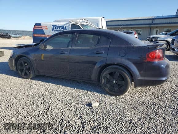 2013 Dodge Avenger SE V6 z VIN 1C3CDZAG2DN771462, wystawiony jako Copart lot #70118325 z przebiegiem 155 154 mil mil oraz Szkoda całkowita • Salvage title. Historia ofert i sprzedaży dostępna na DreamBid. Obrazek 2.