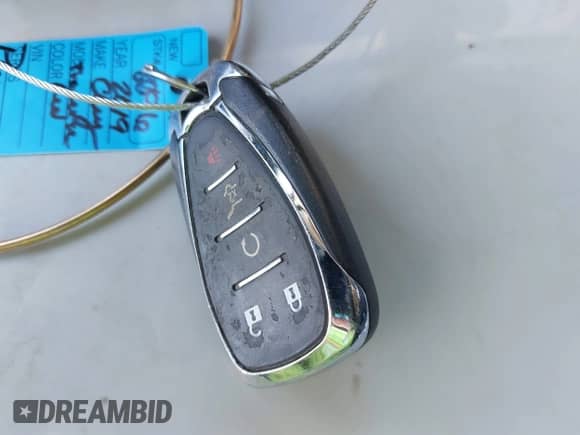 2019 Chevrolet Traverse LT with VIN 1GNERHKW0KJ193105, listed as a IAAI auction lot 42817434 with 110,523 mi miles and . Bid and sale history available at DreamBid. Image 11.