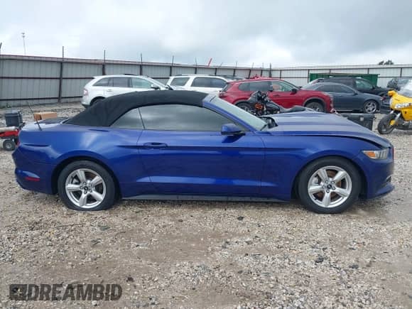 2016 Ford Mustang V6 z VIN 1FATP8EM8G5251483, wystawiony jako IAAI lot #43299521 z przebiegiem 112 555 mil mil oraz . Historia ofert i sprzedaży dostępna na DreamBid. Obrazek 13.