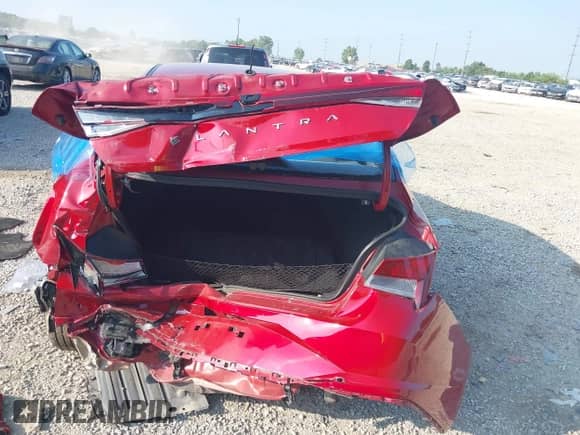 2023 Hyundai Elantra SEL с VIN KMHLM4AGXPU508110, выставлен на аукционе IAAI как лот 43003415 с пробегом 56 003 миль миль и . История ставок и продаж доступна на DreamBid. Изображение 16.