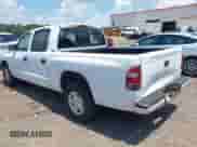 2000 Dodge Dakota Sport with VIN 1B7GL2AX1YS707993, listed as a IAAI auction lot 42670217 with 172,037 mi miles and . Bid and sale history available at DreamBid. Image 3.
