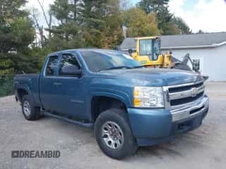 2010 Chevrolet Silverado 1500 LS с VIN 1GCSKREA7AZ243374, выставлен на аукционе IAAI как лот 43271363 с пробегом 189 334 миль миль и . История ставок и продаж доступна на DreamBid. Изображение 1.