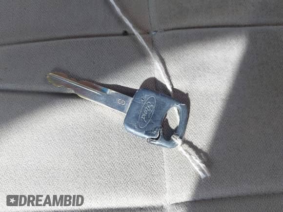 1998 Ford F-150 с VIN 1FTZF1724WKB67848, выставлен на аукционе IAAI как лот 42887563 с пробегом 162 545 миль миль и . История ставок и продаж доступна на DreamBid. Изображение 11.