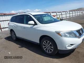 2013 Nissan Pathfinder S with VIN 5N1AR2MM9DC630781, listed as a IAAI auction lot 42170854 with 200,298 mi miles and . Bid and sale history available at DreamBid. Image 1.