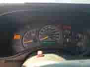 1999 GMC Sierra 1500 SLE с VIN 1GTEC14T5XZ516934, выставлен на аукционе Copart как лот 80093415 с пробегом 301 674 миль миль и Чистый • Clean title. История ставок и продаж доступна на DreamBid. Изображение 9.