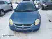 2004 Dodge Neon SE z VIN 1B3ES26C44D526483, wystawiony jako Copart lot #88456065 z przebiegiem 153 540 mil mil oraz Szkoda całkowita • Salvage title. Historia ofert i sprzedaży dostępna na DreamBid. Obrazek 5.