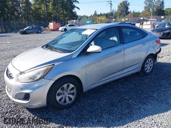 2012 Hyundai Accent GLS z VIN KMHCT4AE1CU255352, wystawiony jako IAAI lot #43279137 z przebiegiem 151 724 mil mil oraz . Historia ofert i sprzedaży dostępna na DreamBid. Obrazek 17.