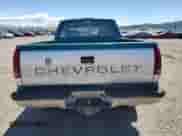 1994 Chevrolet Silverado 2500 z VIN 2GCFK29K0R1183860, wystawiony jako Copart lot #57499835 z przebiegiem 260 302 mil mil oraz Czysty tytuł • Clean title. Historia ofert i sprzedaży dostępna na DreamBid. Obrazek 6.