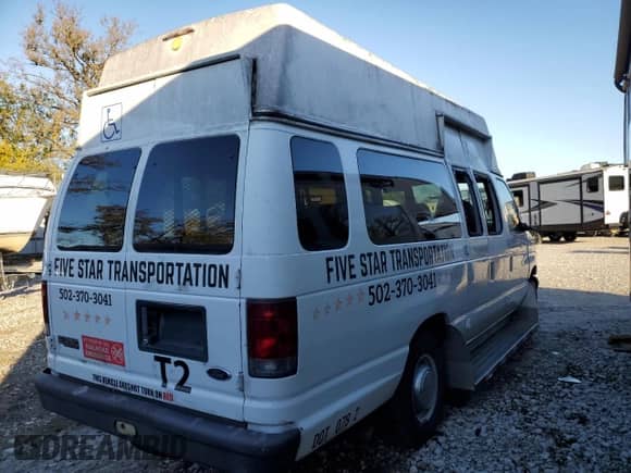 2005 Ford Econoline Cargo with VIN 1FTSS34L05HB37327, listed as a Copart auction lot 87282555 with 149,648 mi miles and Clean title. Bid and sale history available at DreamBid. Image 3.