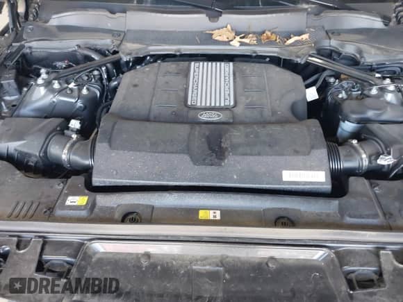 2022 Land Rover Range Rover Sport HSE Dynamic with VIN SALWR2SE4NA799635, listed as a IAAI auction lot 42624752 with 45,202 mi miles and . Bid and sale history available at DreamBid. Image 10.