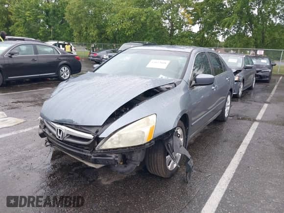2007 Honda Accord LX SE with VIN 1HGCM66447A082495, listed as a IAAI auction lot 43032868 with 154,940 mi miles and . Bid and sale history available at DreamBid. Image 2.