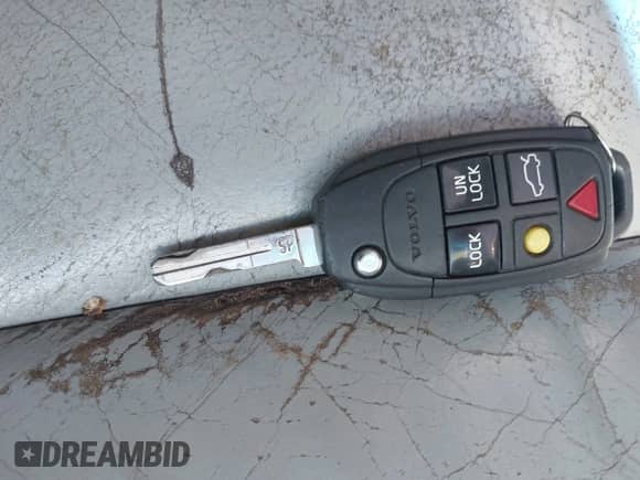 2005 Volvo XC70 with VIN YV1SZ592551202876, listed as a IAAI auction lot 42741141 with 214,250 mi miles and . Bid and sale history available at DreamBid. Image 11.