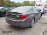 2013 Hyundai Sonata Limited с VIN 5NPEC4AC4DH506338, выставлен на аукционе IAAI как лот 43445657 с пробегом 181 612 миль миль и . История ставок и продаж доступна на DreamBid. Изображение 4.