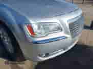 2012 Chrysler 300 Limited с VIN 2C3CCACG5CH224727, выставлен на аукционе IAAI как лот 43398161 с пробегом 95 061 миль миль и . История ставок и продаж доступна на DreamBid. Изображение 6.
