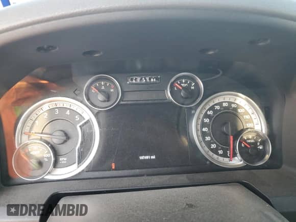 2014 Ram 1500 Big Horn z VIN 1C6RR6LM3ES301721, wystawiony jako Copart lot #80387994 z przebiegiem 187 491 mil mil oraz Czysty tytuł • Clean title. Historia ofert i sprzedaży dostępna na DreamBid. Obrazek 9.