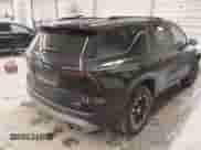 2024 Chevrolet Traverse AWD Z71 z VIN 1GNEVJKS7RJ198778, wystawiony jako IAAI lot #41729998 z przebiegiem 8 051 mil mil oraz . Historia ofert i sprzedaży dostępna na DreamBid. Obrazek 4.