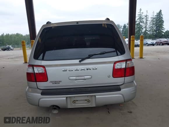 2001 Subaru Forester S with VIN JF1SF65621G710538, listed as a IAAI auction lot 42906946 with 228,012 mi miles and . Bid and sale history available at DreamBid. Image 17.